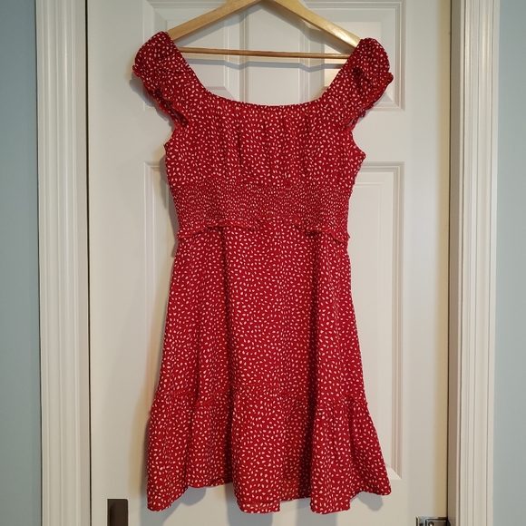Strawberry Sundress - Picture 7 of 9